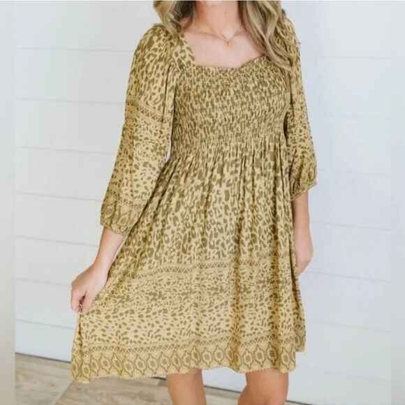 Umgee NWT Animal Print Smocked Square Neck Dress Tan Brown‎ Medium - Picture 1 of 9
